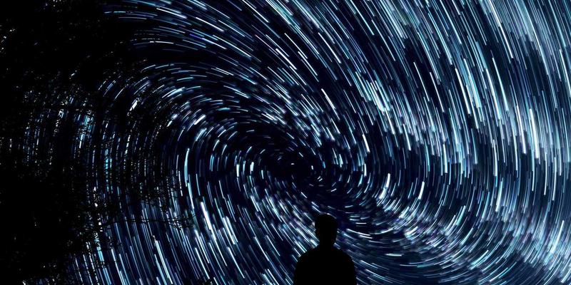 DXBB222：从游戏评测到工业仿真，揭秘硬件在元宇宙与数字孪生中的基石作用